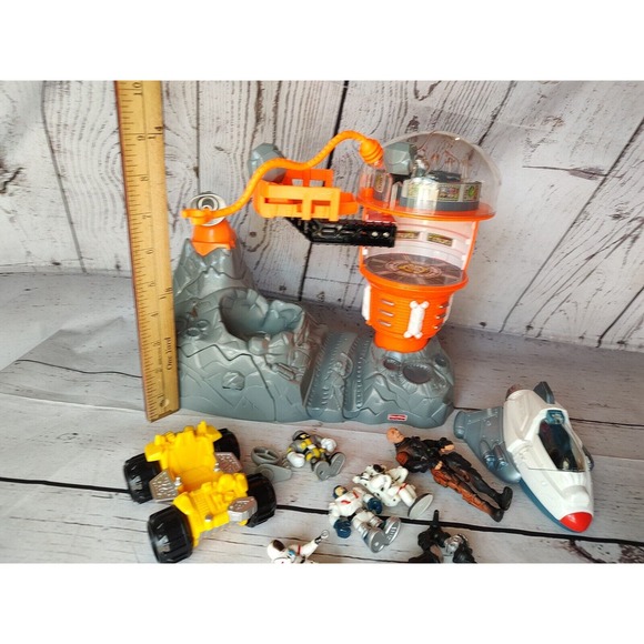 Rescue Heroes Micro Adventures Space Station Houston We Have A Problem - Picture 8 of 16